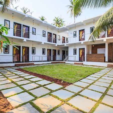 Oyo 24173 La Conceicao Aldeia Morjim Hotel Екстериор снимка