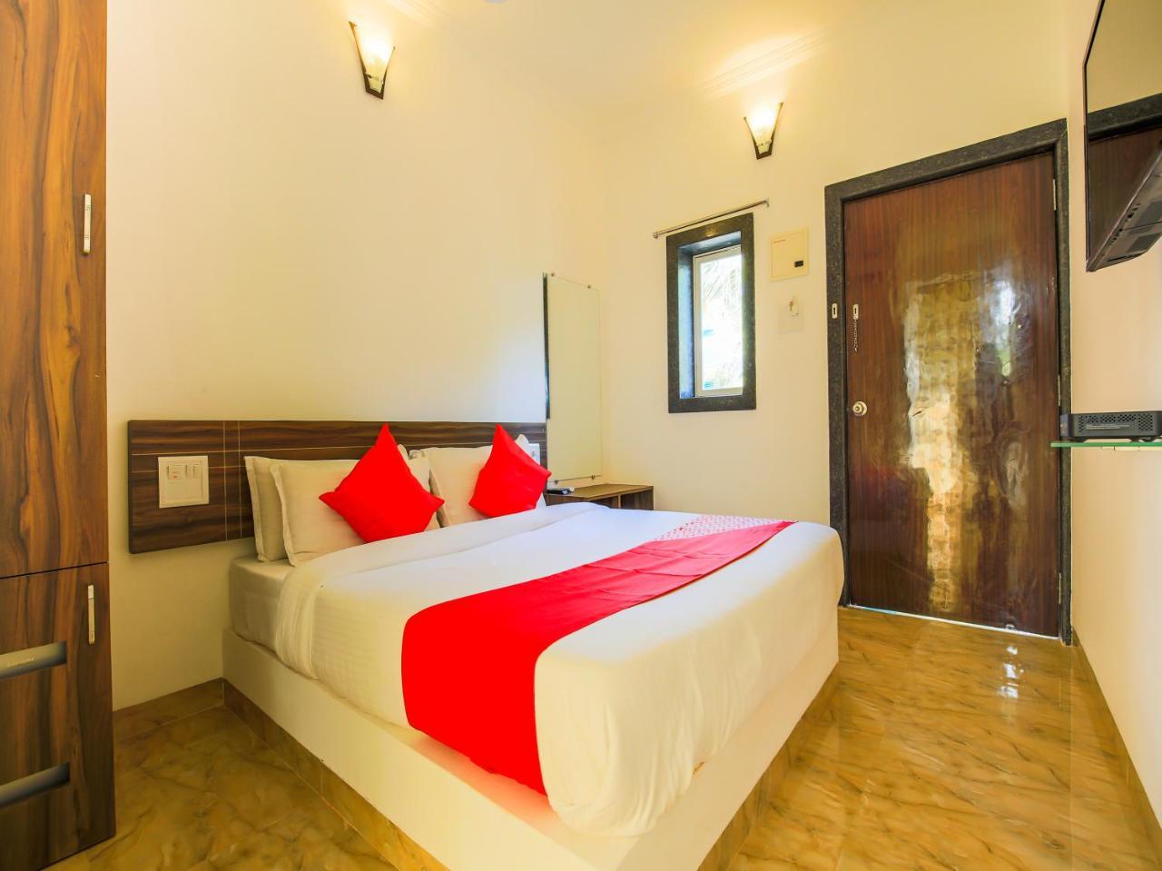 Oyo 24173 La Conceicao Aldeia Morjim Hotel Екстериор снимка