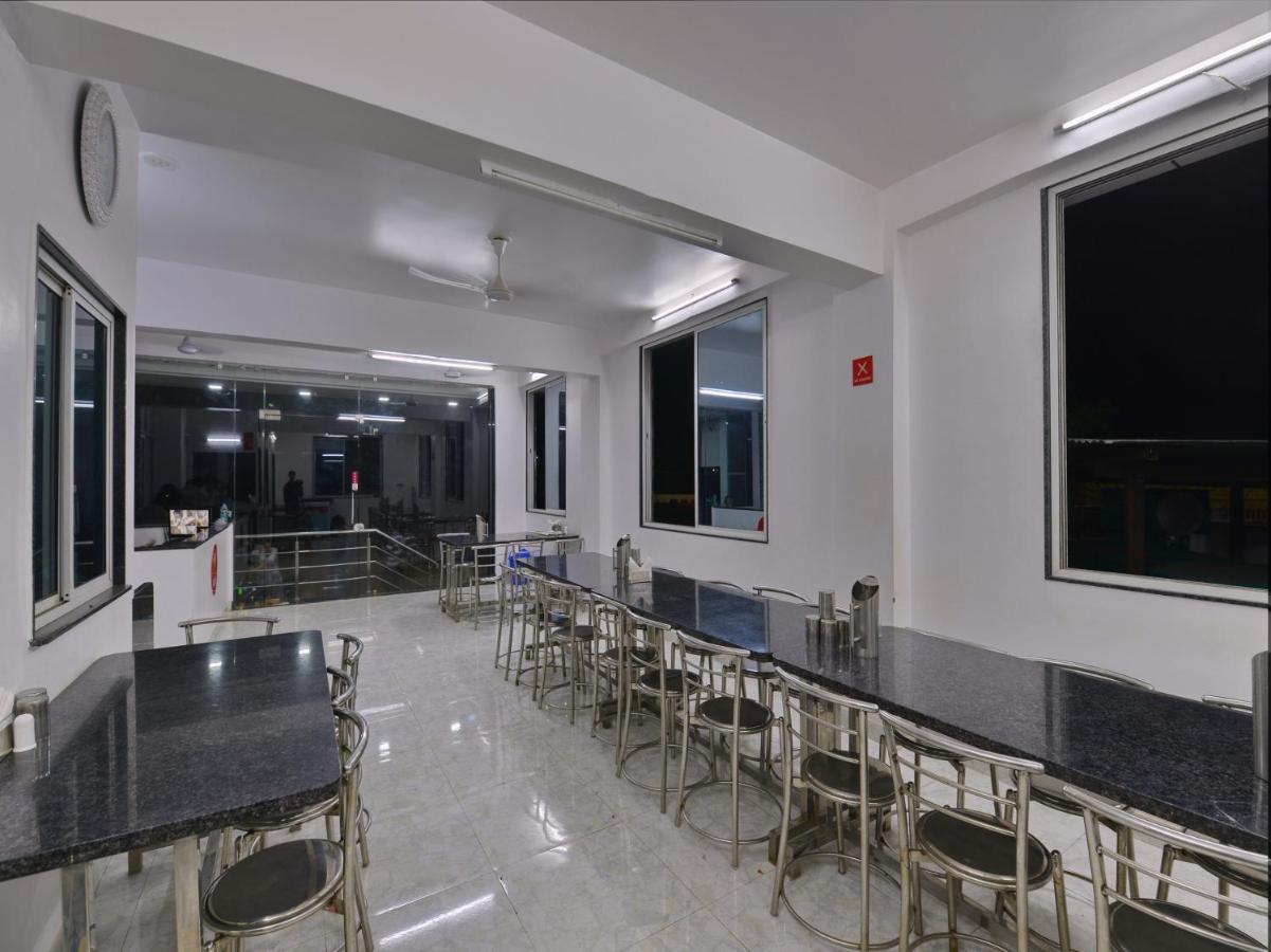 Oyo 24173 La Conceicao Aldeia Morjim Hotel Екстериор снимка